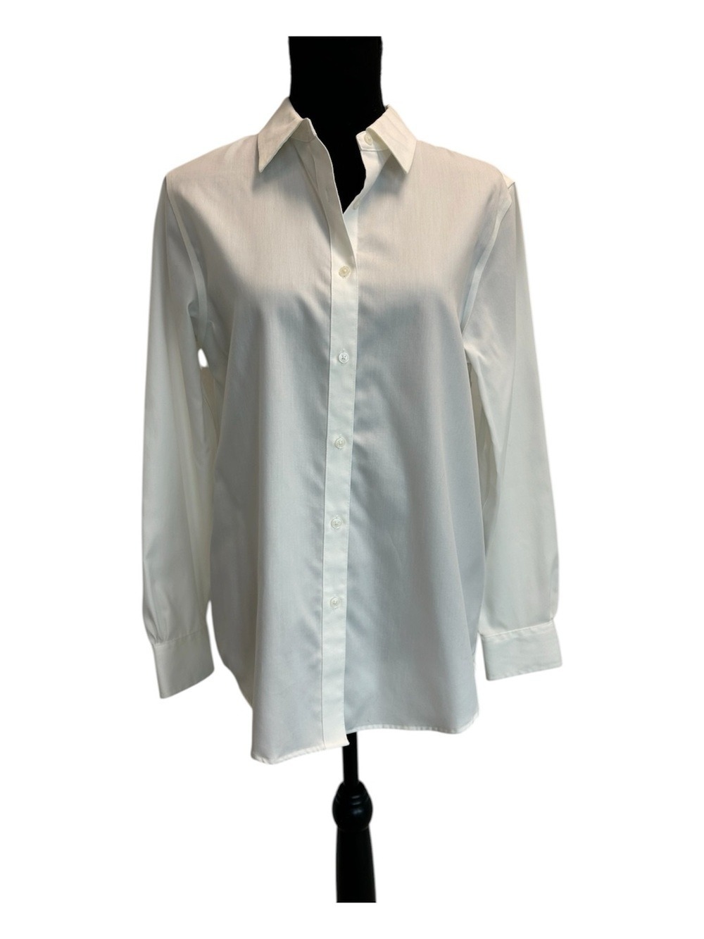 Jones New York Signature Easy Care Classic White Button-Up Shirt Sz M NWOT